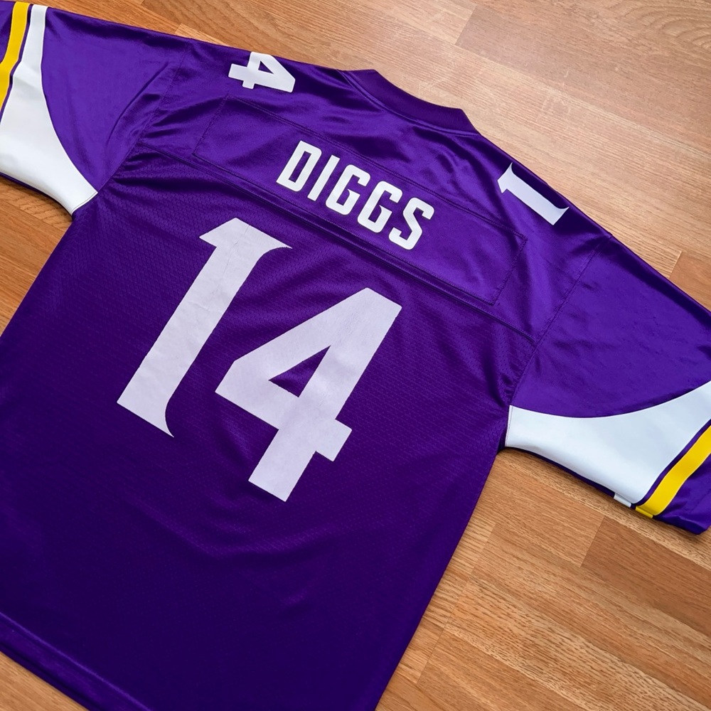 NFL Pro Line Official On-Field Minnesota Vikings S. Diggs Jersey